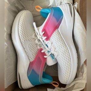 Nike Air Max Bella TR 2 - White / Blue Fury